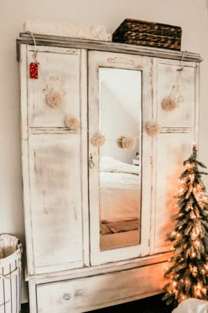 reindeer tan pom garland | meg Marie Wallace | W6 Christmas Shop
